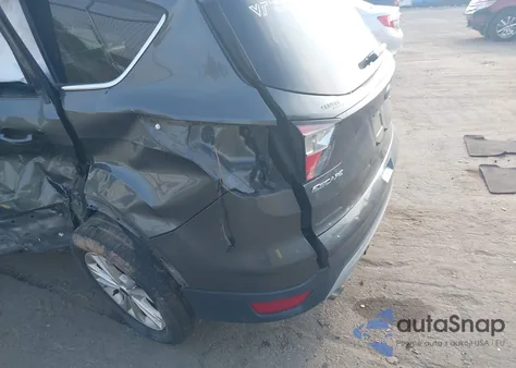 2018 Ford Escape Sel z USA, uszkodzony, nr VIN 1FMCU9HD4JUC55608